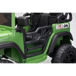 COCHE INFANTIL A BATERIA CON CONTROL REMOTO JEEP 4X4 VERDE - 33055-3