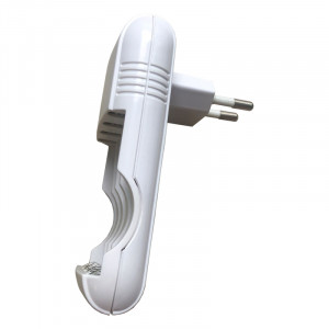 CARGADOR DE PILAS AA / AAA ELBAT